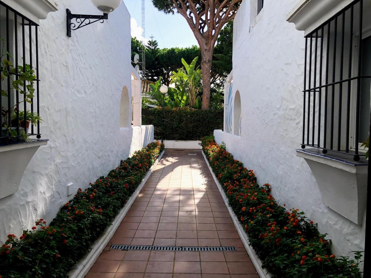 Apartamento Zinna, con terraza Chiclana de la Frontera Exterior foto