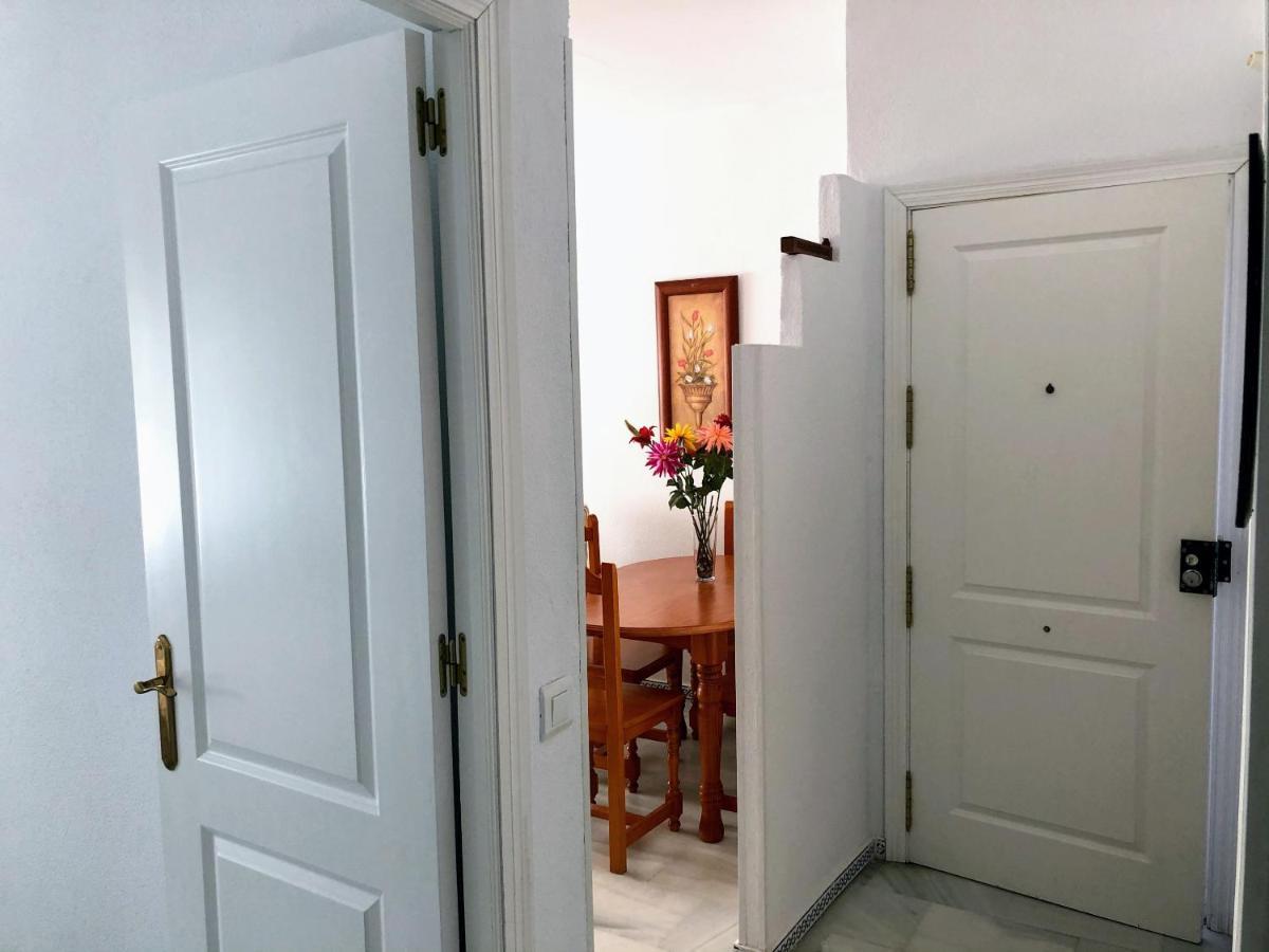 Apartamento Zinna, con terraza Chiclana de la Frontera Exterior foto