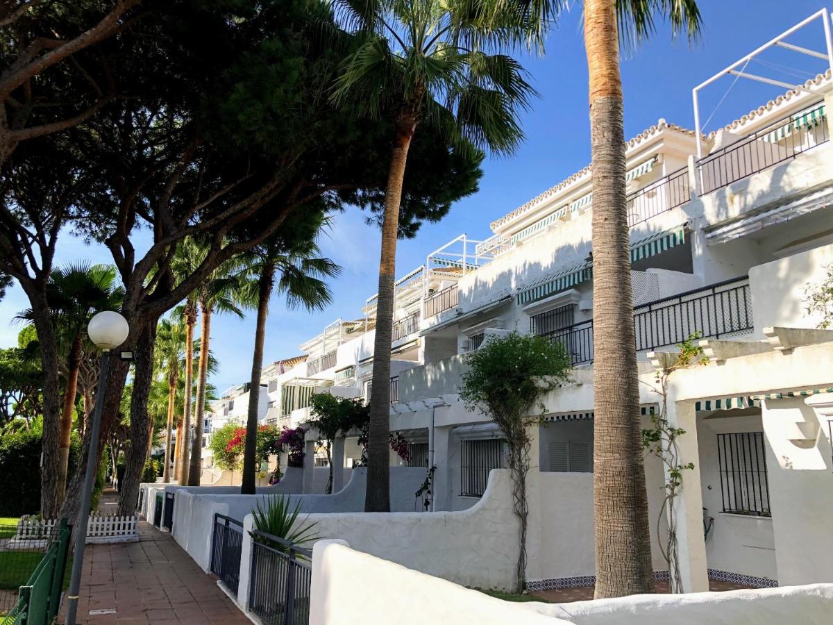 Apartamento Zinna, con terraza Chiclana de la Frontera Exterior foto